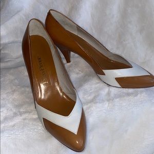 Evan Picone Leather Heel Retro Style